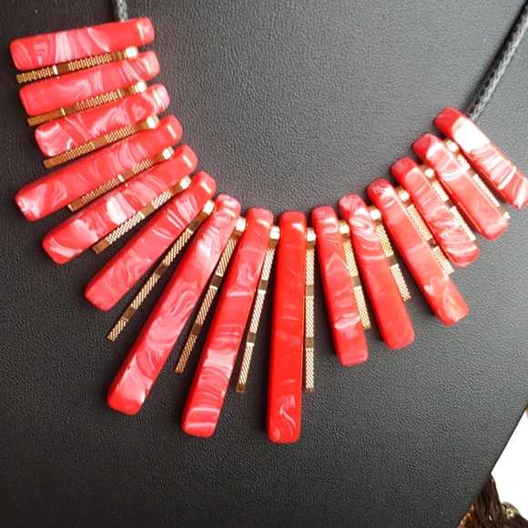 Necklace & earring set - Picture 3 of 6